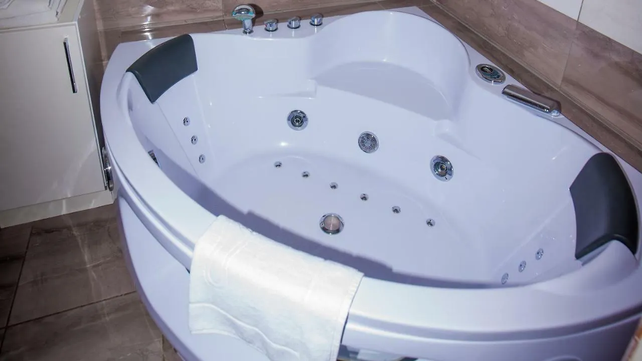Apartament Czyzyny - Jacuzzi - Arena- Expo - Muzeum Lotnictwa - Park Wodny Apartment Krakow